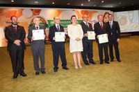 Fiscais agropecuários se emocionam durante comemoração dos 100 anos do Serviço de Inspeção Federal