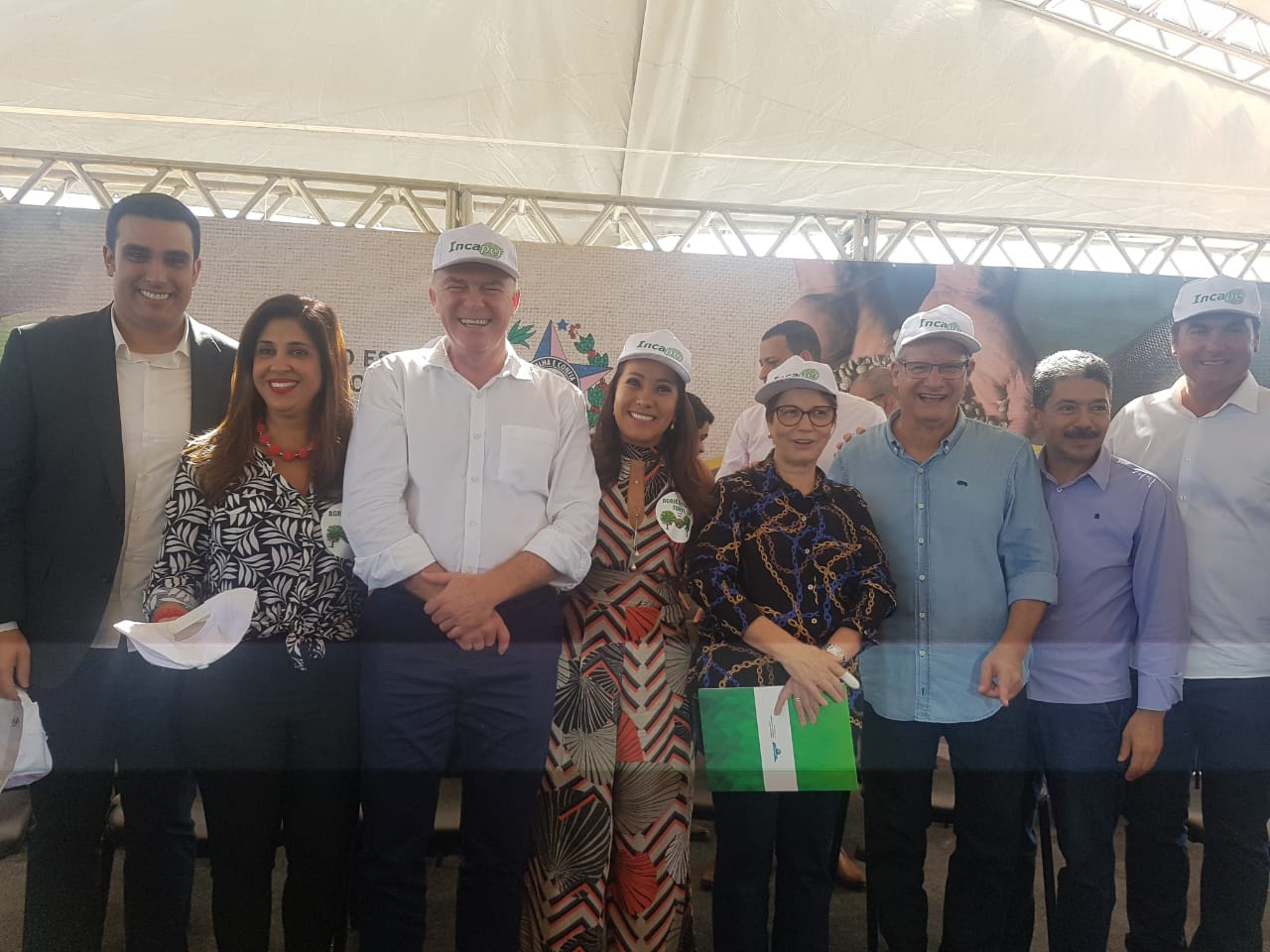 WhatsApp Image 2019-05-24 at 14.00.08.jpeg