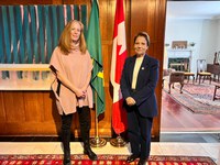 Ministra se reúne com presidentes de empresas de fertilizantes do Canadá