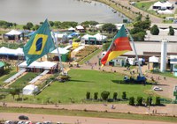 Representantes de 32 países integram comitiva de Maggi em exposição no RS