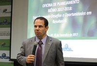 Secretaria de Defesa Agropecuária deve priorizar combate a fraudes em insumos