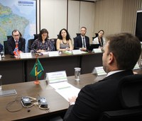 Mapa apresenta produção agrícola sustentável a ministro da Noruega