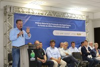 Ministro Fávaro participa de lançamento de projeto para impulsionar exportações de farelo de milho