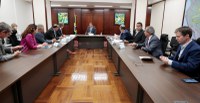 Ministro Fávaro recebe no Mapa diretoria da Associação Nacional dos Fabricantes de Veículos Automotores