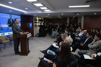 Na China, ministro Carlos Fávaro defende projeto brasileiro para transição sustentável