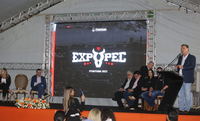 Na Expopec, ministro Fávaro destaca papel social da agropecuária