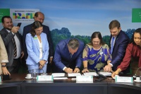 Ministro Fávaro assina parecer técnico da Embrapa que valida critérios para uso sustentável de áreas úmidas em Mato Grosso
