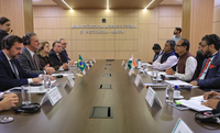 Ministro Fávaro recebe delegação da Índia para ampliar cooperação agropecuária e comercial