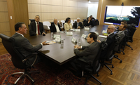 Ministro Fávaro recebe setor cafeeiro para alinhar estratégias de promoção internacional e financiamento da atividade