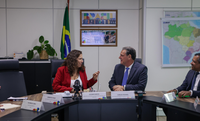Ministros Fávaro e Esther Dweck dialogam sobre a reestruturação do Inmet
