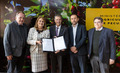 Ministro André de Paula participou da inauguração da unidade e da formalização de parceria que ampliará a capacitação de produtores rurais e fornecedores em temas como qualidade, sustentabilidade e rastreabilidade