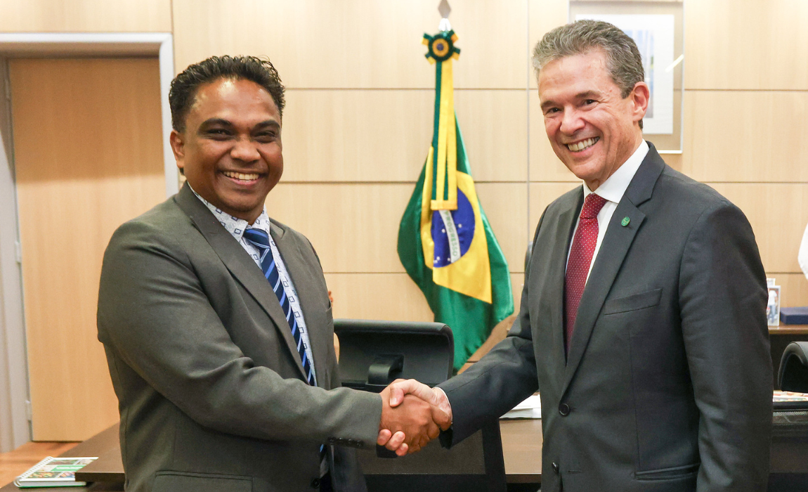 Reunião abordou exportações de proteínas animais, genética agropecuária, combate à mosca-da-carambola e cooperação técnica para enfrentamento da vassoura-de-bruxa da mandioca
