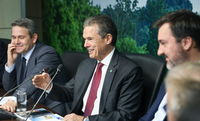 Ministro André de Paula recebe representantes da Abra para discutir avanços do setor de reciclagem animal