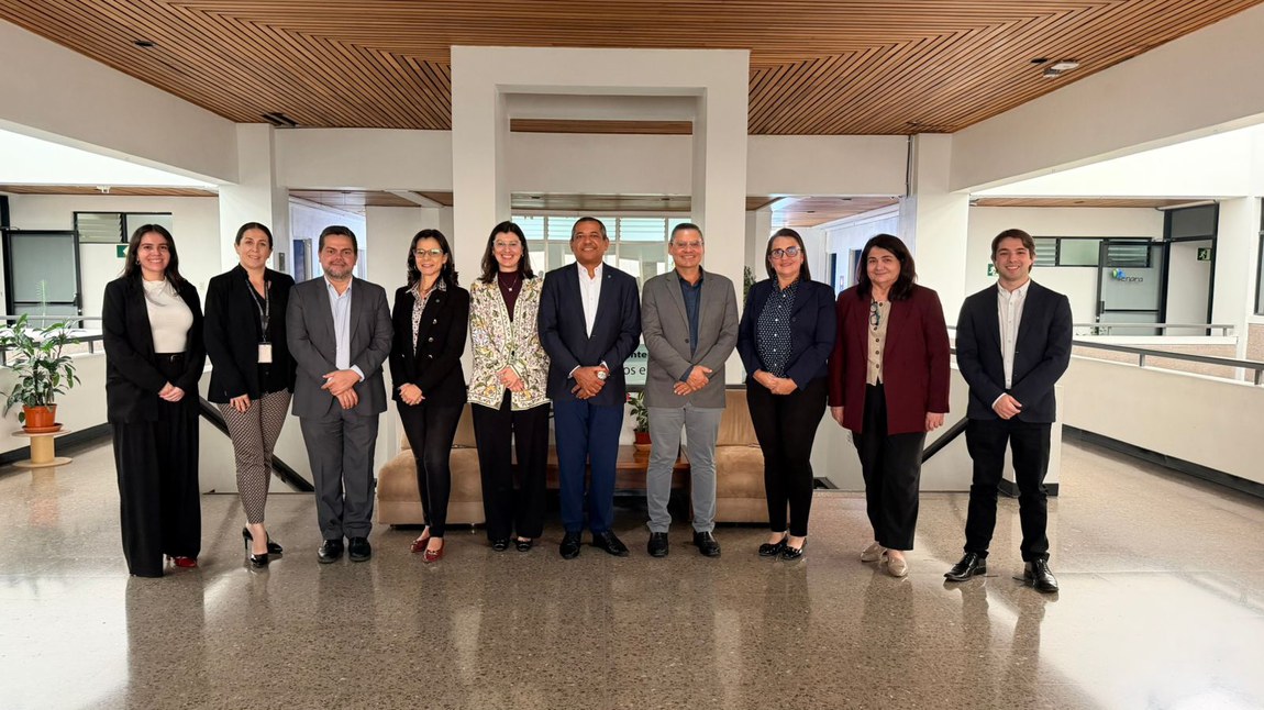 Reunião entre ministérios da Agricultura destaca sustentabilidade, bioinsumos e inovação tecnológica