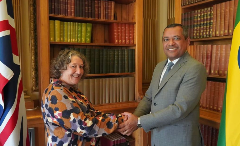 Missão Reino Unido (1).png