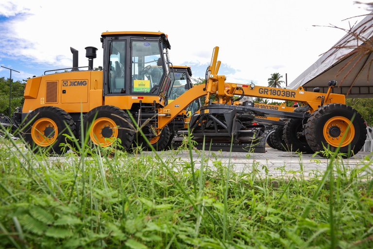 16-03-2026 Entrega de máquinas agrícolas (FB)-17.jpg