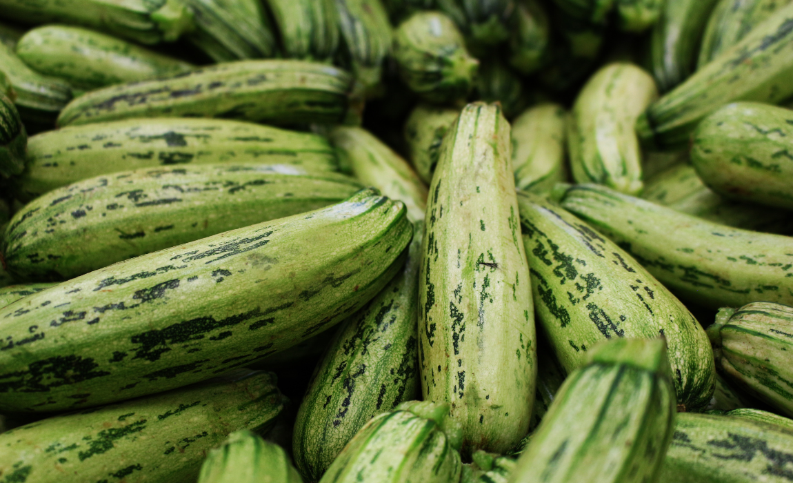 Medida evita que consumidor seja induzido a erro na hora da compra; empresas devem proteger itens para evitar contato e contaminação