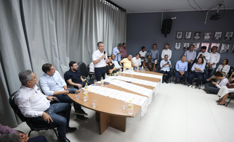 Reuniao-liderancas (1).png
