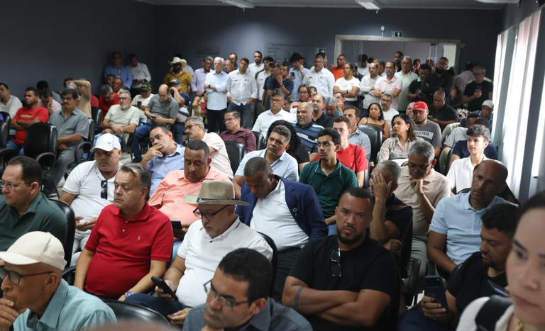 Reuniao-liderancas (4).png