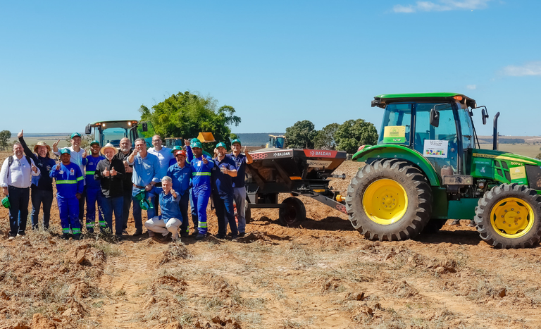 SOLOVIVOLANCAMENTO (9).png