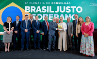 Ministro Fávaro entrega Agenda Positiva do Agro ao presidente Lula