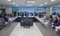 Ministro Fávaro realiza encontro para dialogar sobre avanços na legislação da produção de sementes e mudas