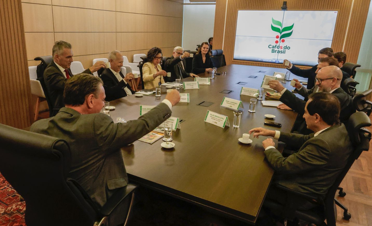 fÁVARO_café (2).png