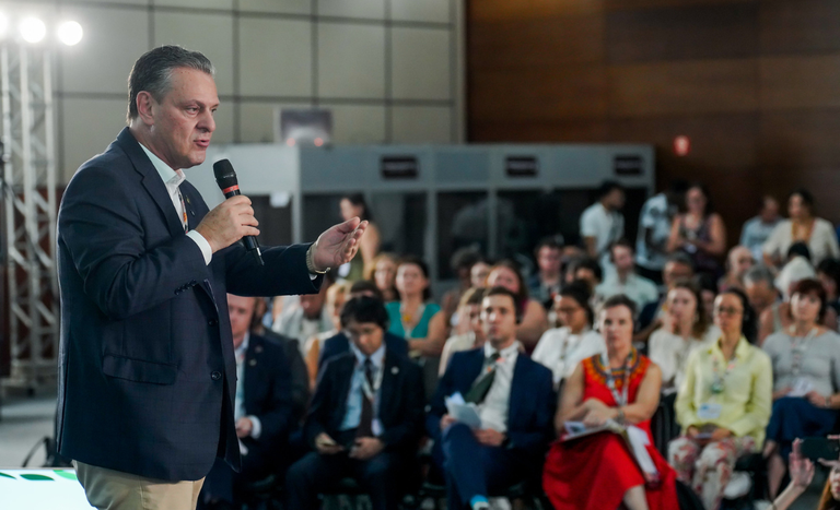 bLUE-FOTOSOFICIAIS (1).png