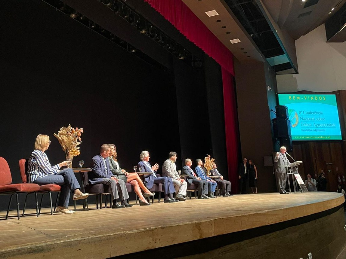 Evento reúne especialistas para discutir segurança e desenvolvimento do setor agropecuário