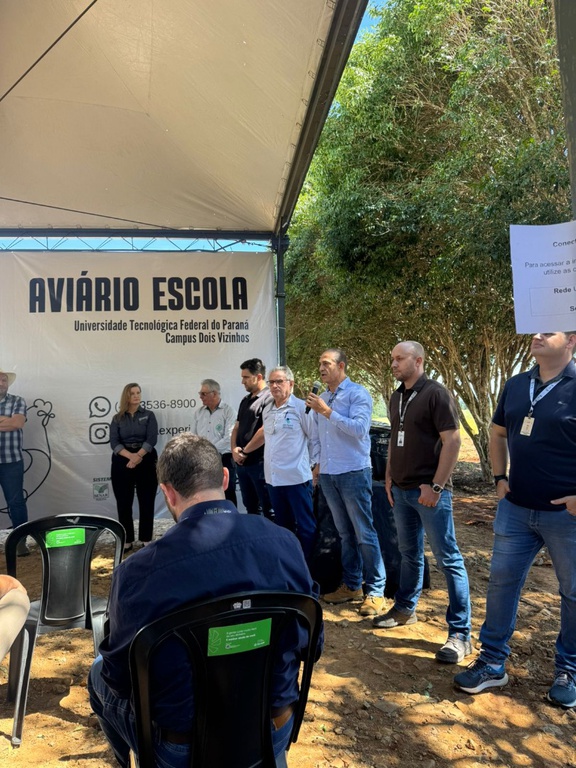 Foto_Aviário Escola_1.jfif