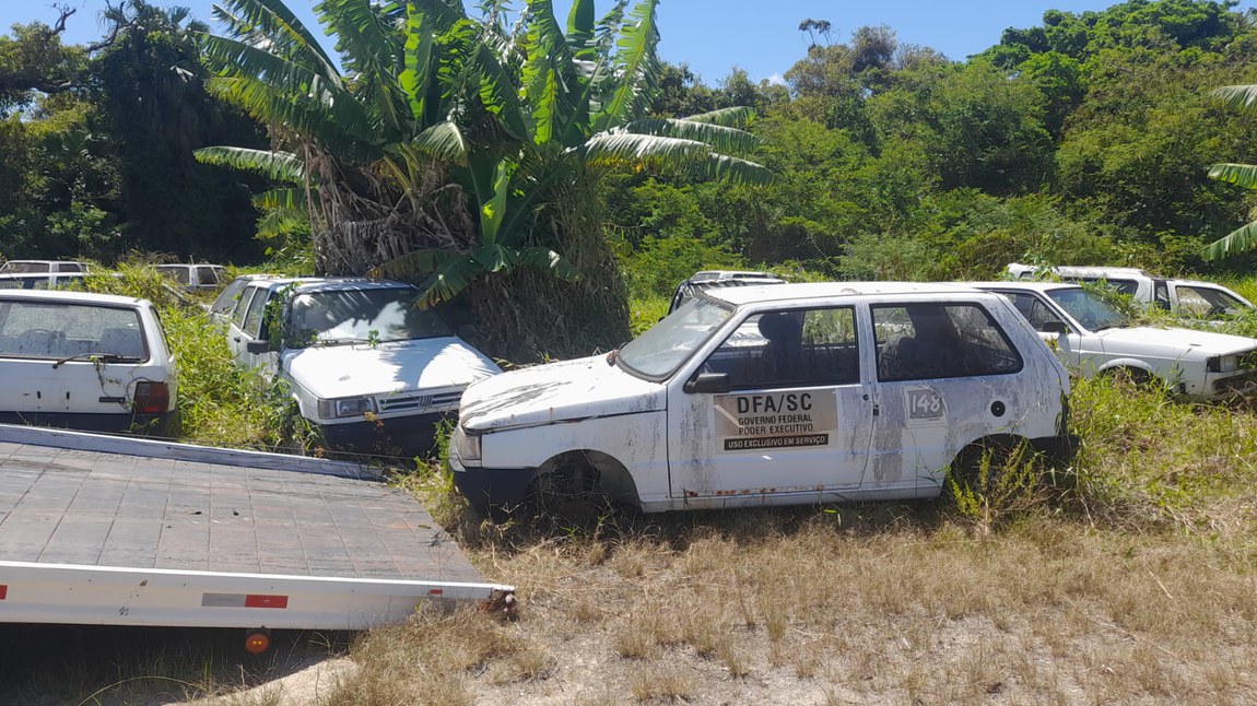 Veículos irrecuperáveis serão utilizados em treinamentos de resgate, fortalecendo a capacitação da corporação