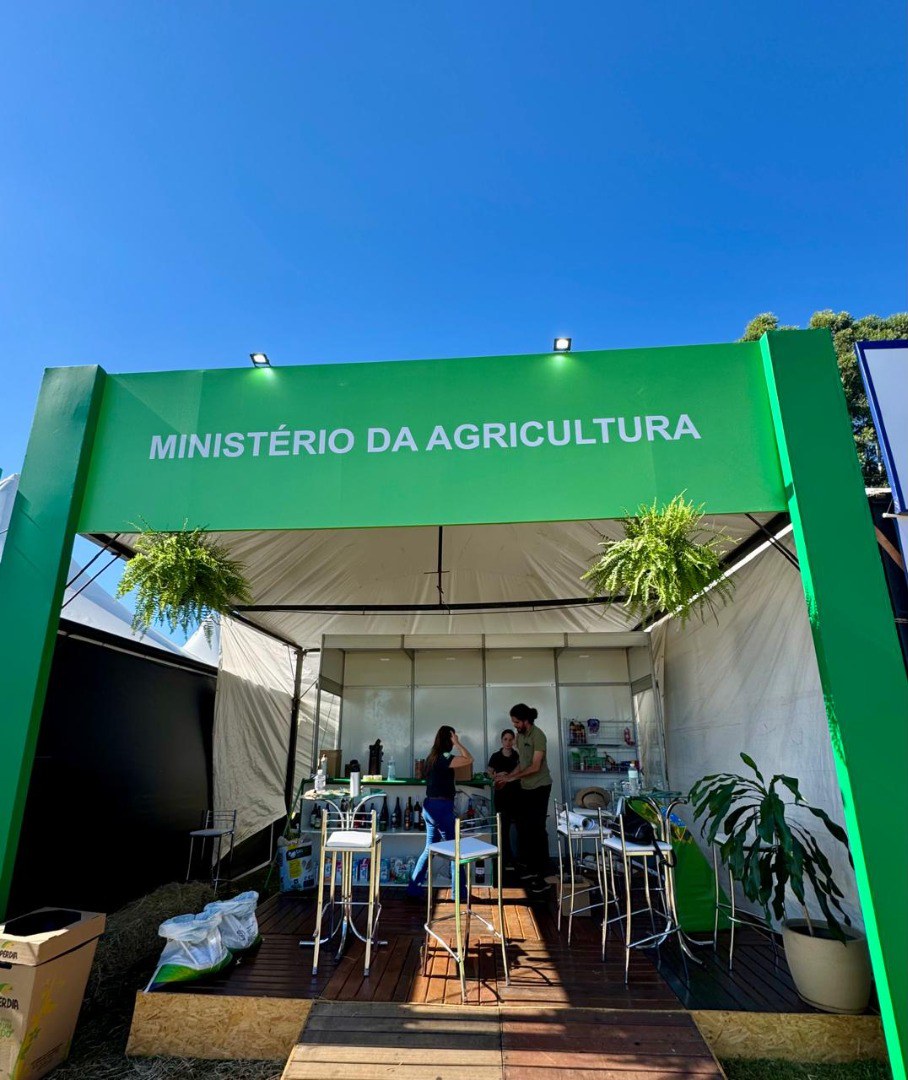 SFA-SC marca presença na 18ª edição da Tecnoeste, em Concórdia, com estande interativo e diálogo com lideranças do agro regional