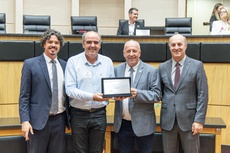 Superintendência recebeu reconhecimento na Assembleia Legislativa pela histórica parceria com a Epagri