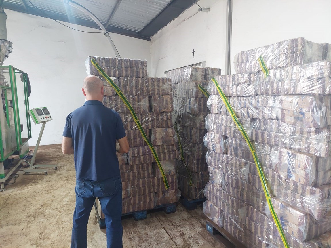 Empresa chegou a vencer licitações para fornecer o produto para órgãos públicos; ação conjunta entre Mapa e município apreendeu 3 toneladas