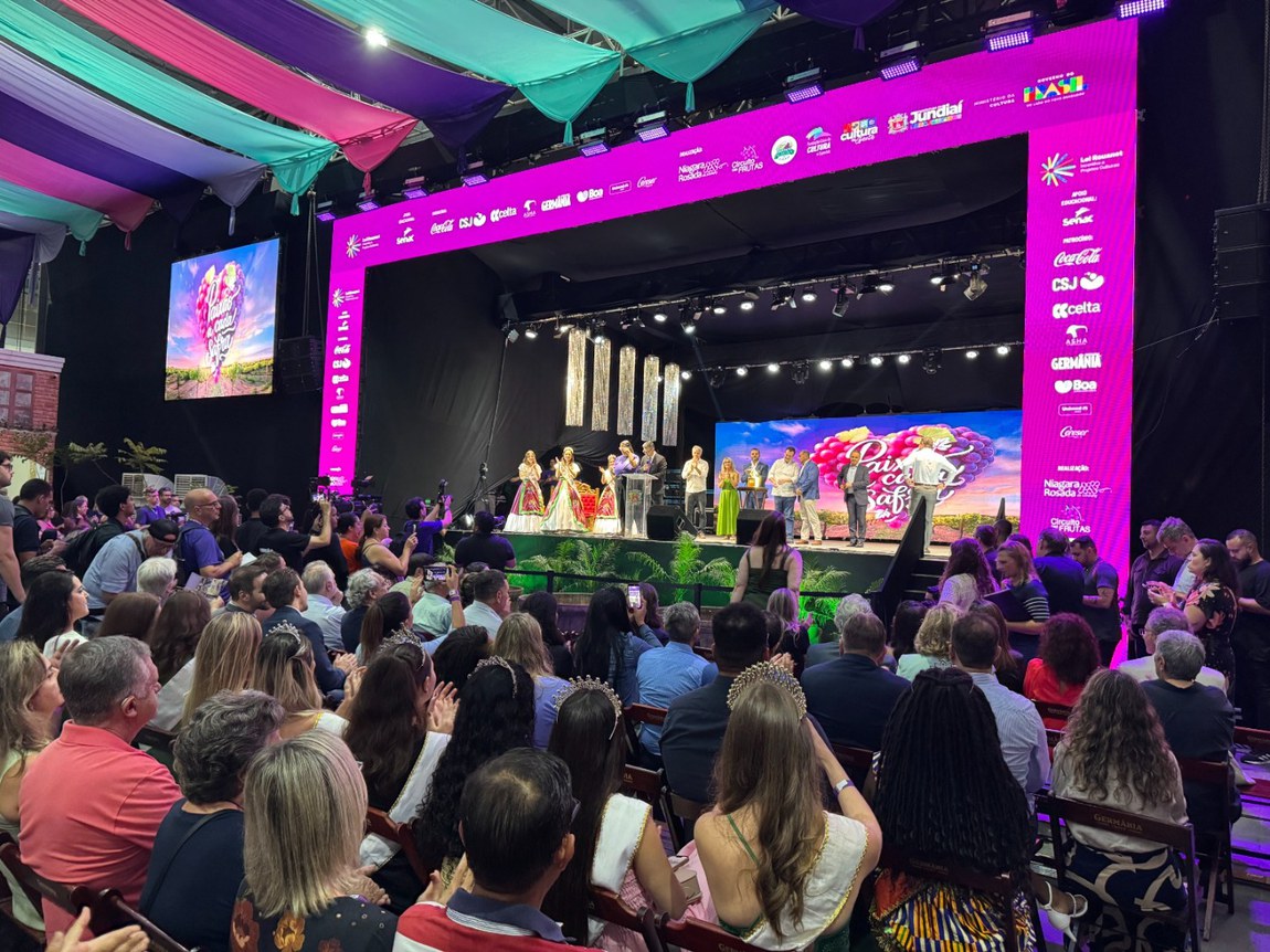 Trabalho do Ministério da Agricultura foi destacado na abertura da 41ª Festa da Uva nesta quinta, dia 15, no interior de São Paulo