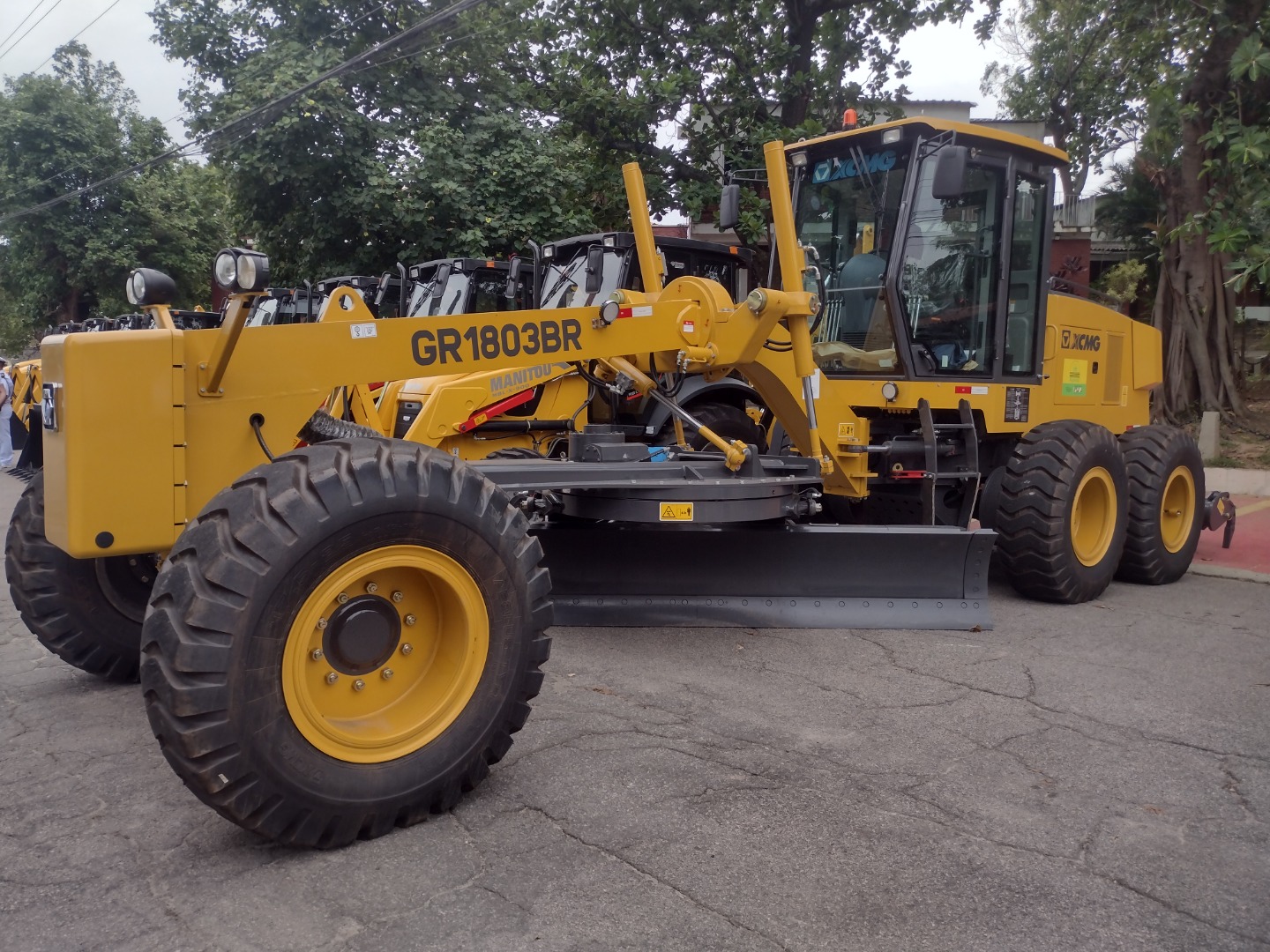 Mapa entrega máquinas agrícolas para modernizar a produção em nove municípios do Rio de Janeiro