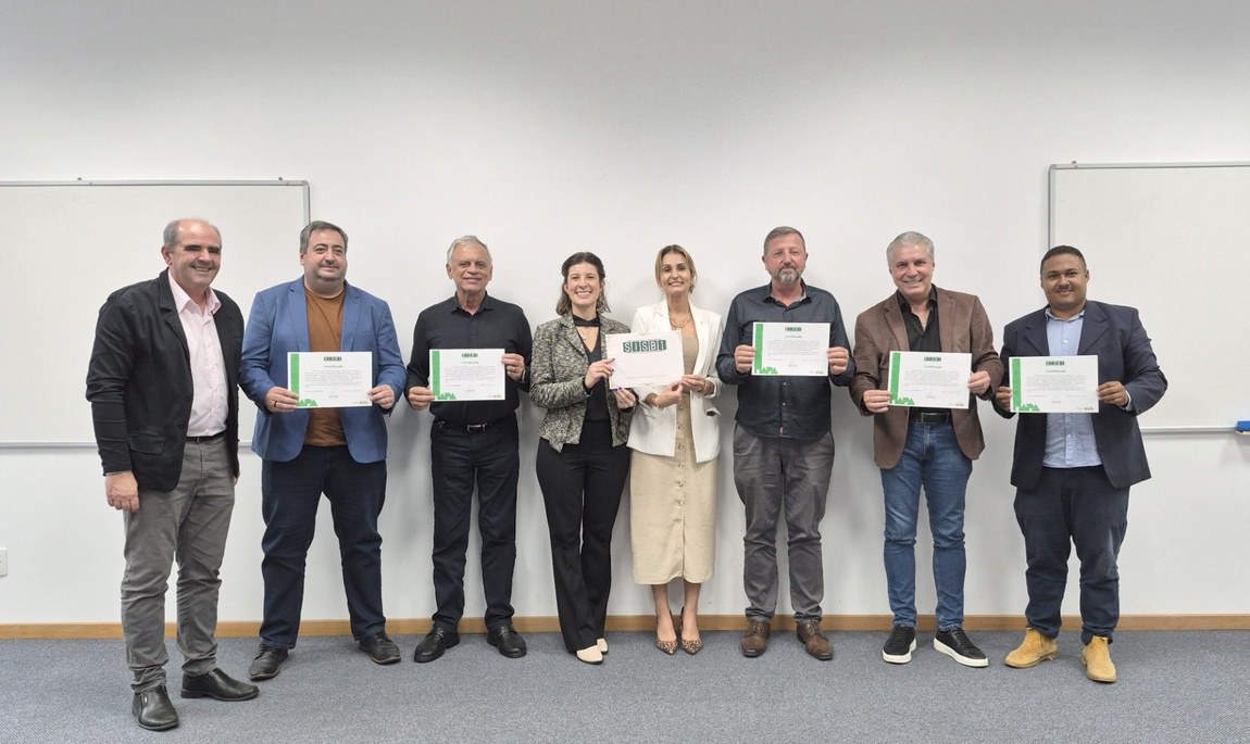 Mapa entrega certificados do Sisbi-POA a municípios do Norte de Santa Catarina