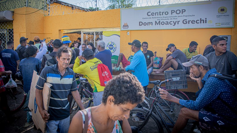 Mutirão atende pessoas em situação de rua em Rondônia