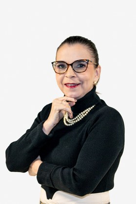 Cristiane Caracas de Souza Cidade Nogueira 