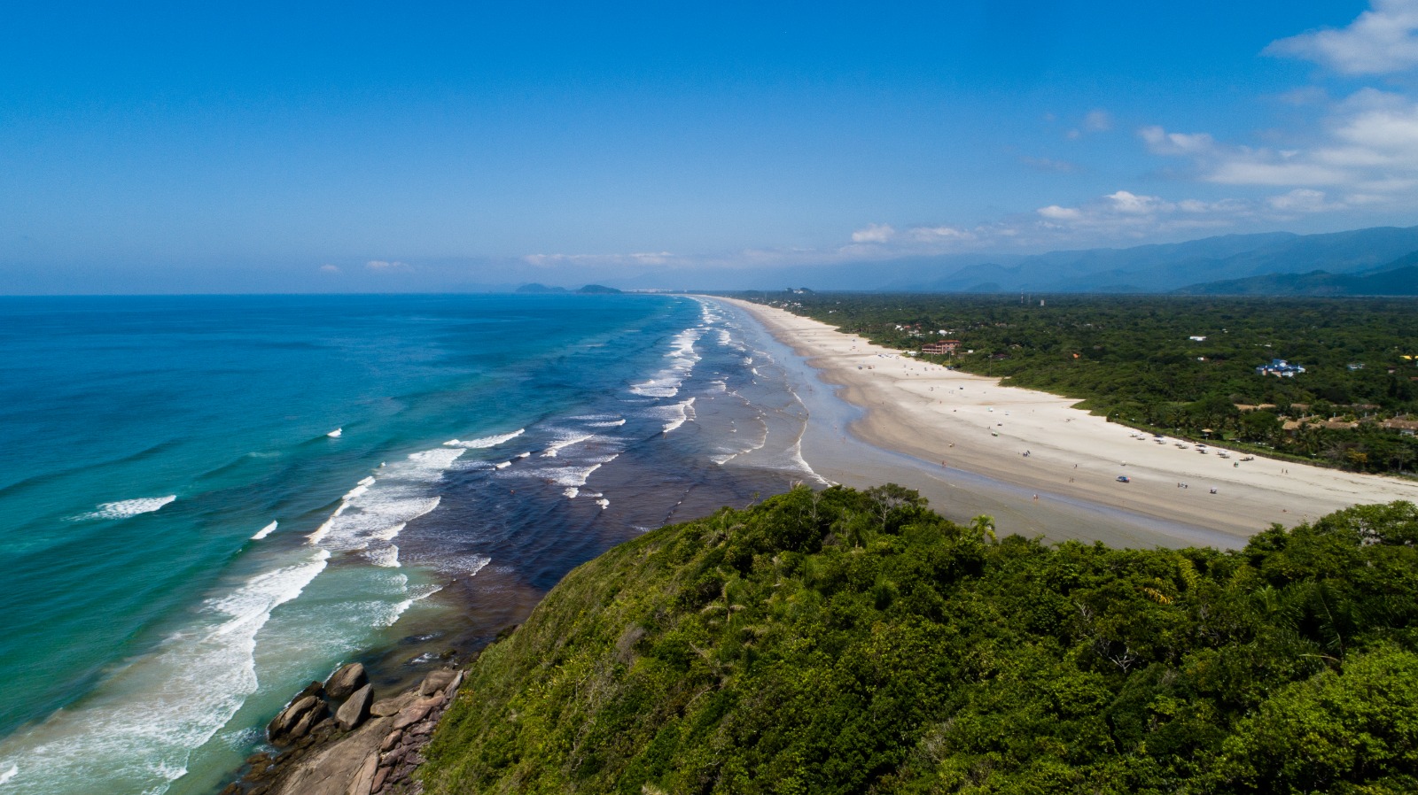Praia de Guaratuba_Prefeitura Bertioga.jpeg