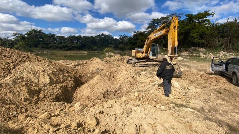 União pede ressarcimento de R$ 495 mil por usurpação mineral e recuperação ambiental de área degradada em Coromandel (MG)