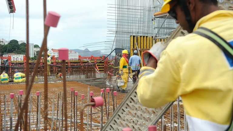 Obras_Tânia Rêgo_Agência Brasil.jpg