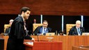AGU Carmona Rosinei Coutinho STF.jpg