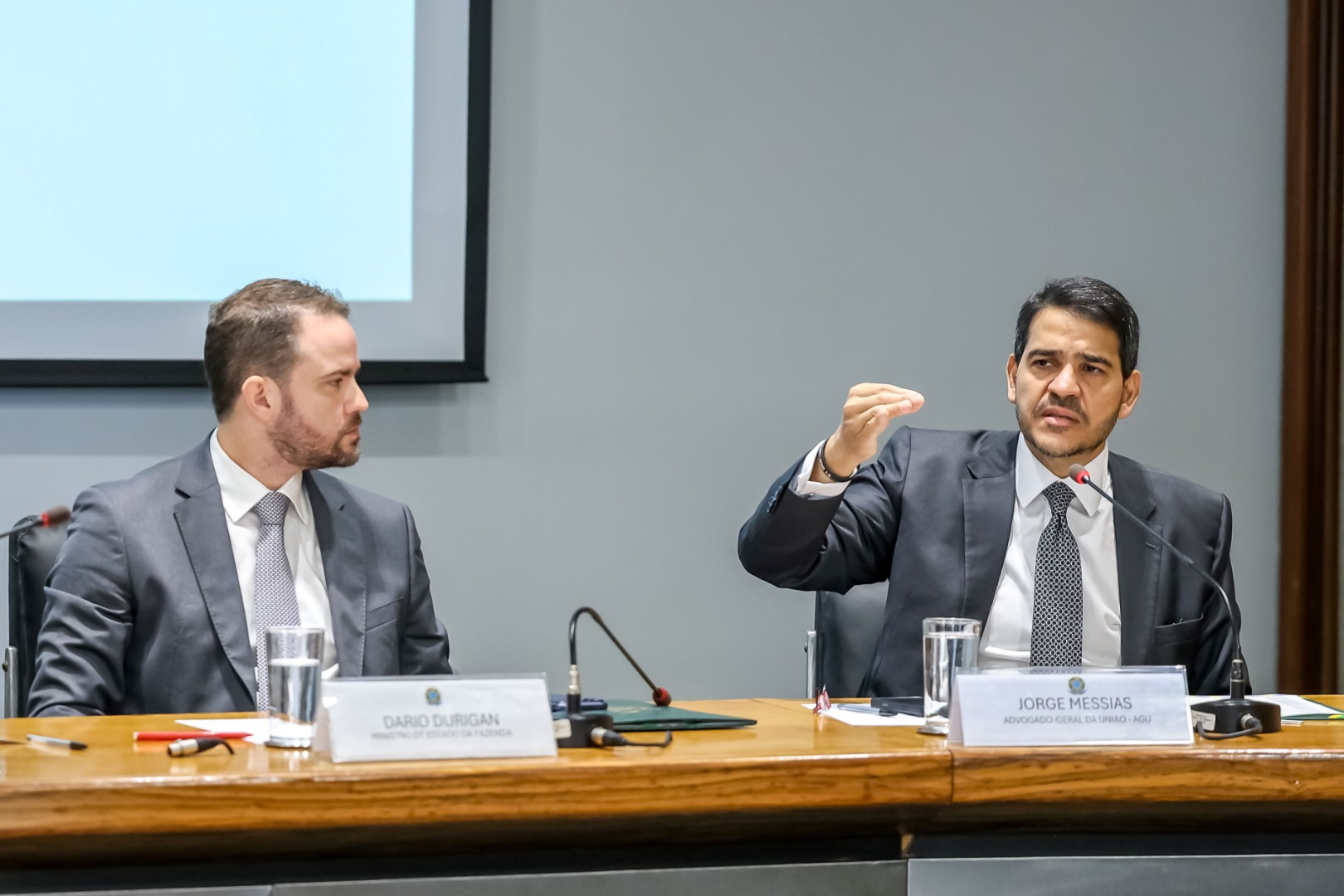 ICTs Daniel Estevão.JPG