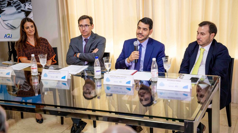 SEJAN JM Foto Renato Souza.jpg