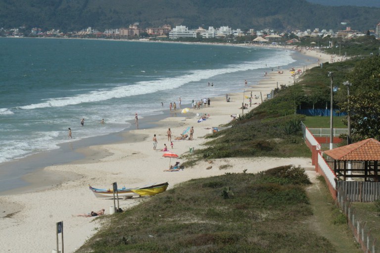 praia de jurere.jpg