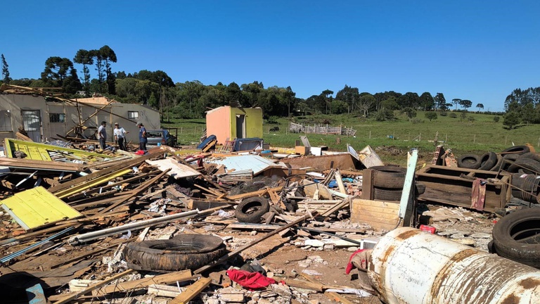 Tornado Paraná_Defesa Civil.jpg