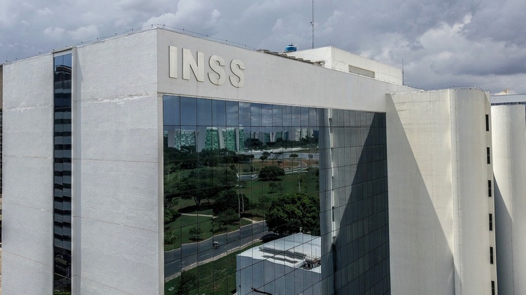 INSS Sede_Rafa Neddermeyer Agência Brasil.jpg
