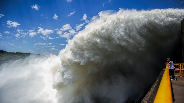 Hidrelétrica_Joédson Alves-Agência Brasil.jpg