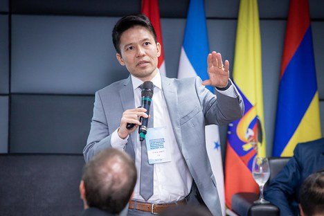 O Secretário de Gestão Estratégica da AGU, Rodrigo Saito, no painel de abertura da 1ª CLAP.